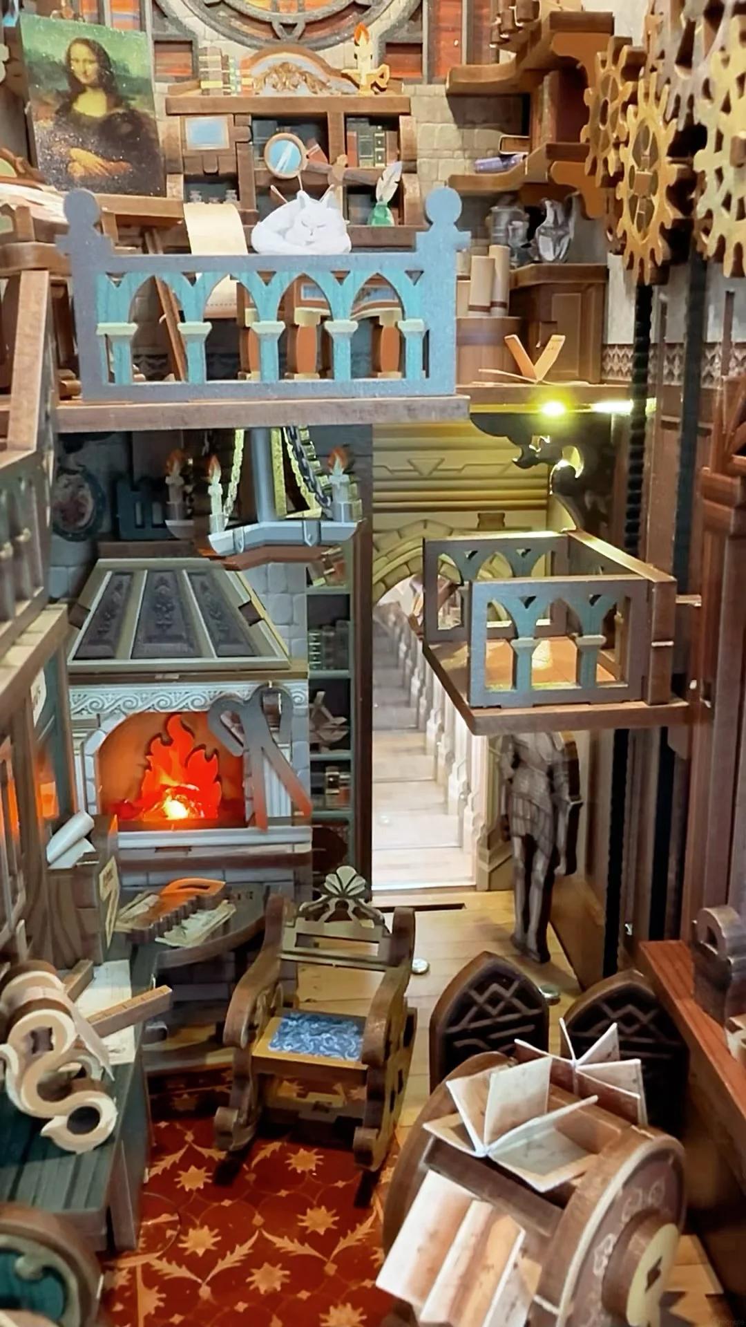 DIY Da Vinci’s Dream Book Nook Kit